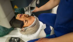 blefaroplastie cu laser