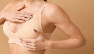 durerile dupa implant mamar
