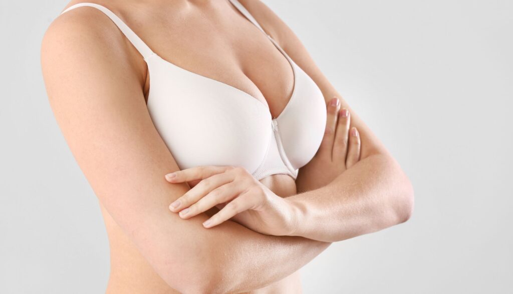 lifting mamar cu implant